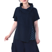 Load image into Gallery viewer, Asymmetric cut switching plain scales
